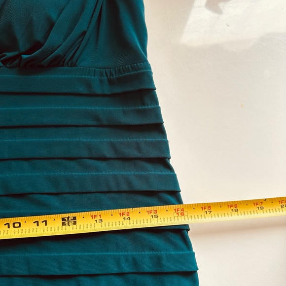 R&M Richards Beautiful dress for a party or wedding - Picture 5 of 11